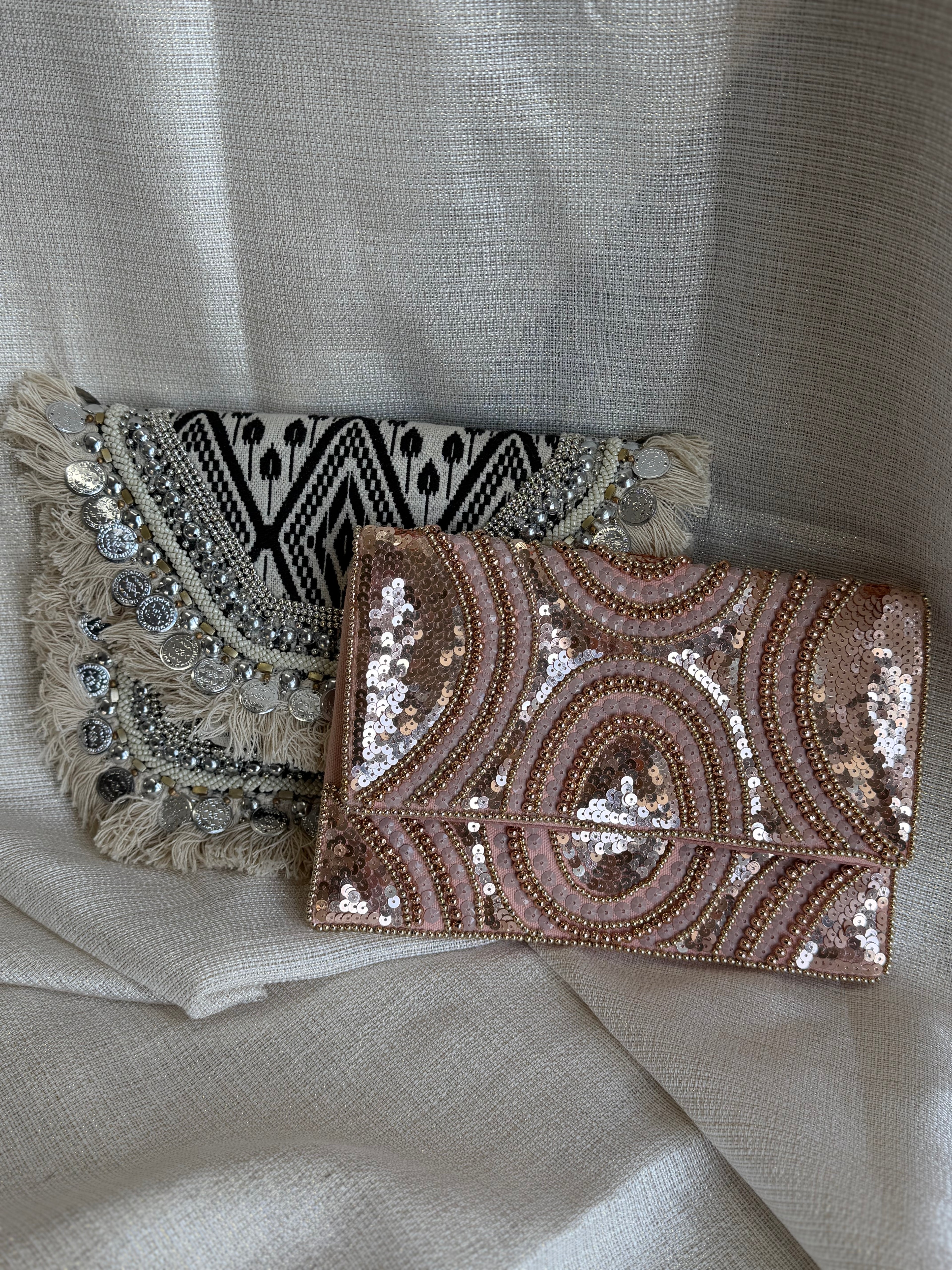 Pochette "Luana"